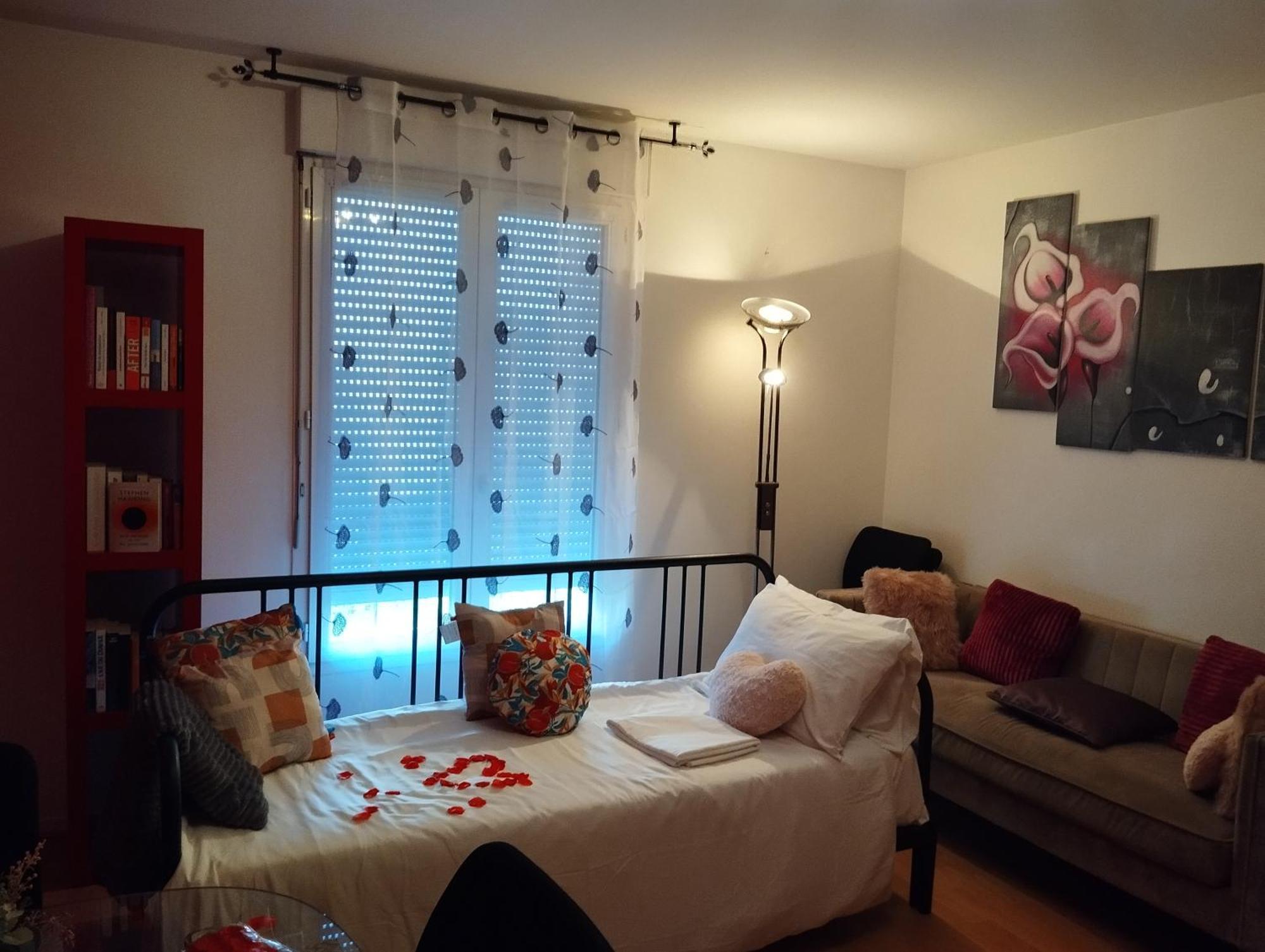 Apartment Havre De Paix L'Hay-les-Roses